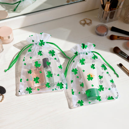 G2PLUS 50PCS St.Patrick's Day Gift Bags Organza 5x7in, Green Foil Shamrock Sheer Mesh Organza Pouches with Drawstring for St.Patrick's Day Party Favors, Candy Gift Bags & Wedding Favors