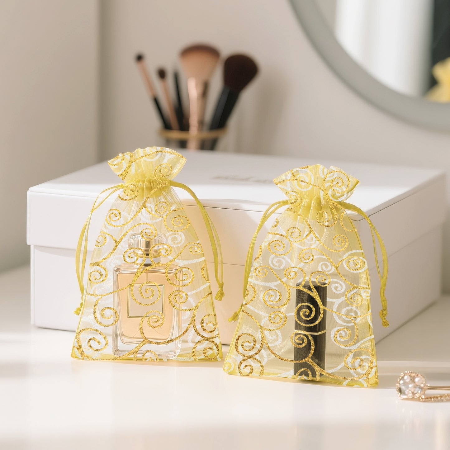 G2PLUS Organza Gift Bags 4x6 Inches - 50Pcs Sheer Mesh Organza Bags with Gold Rattan Printed, Drawstring Tulle Jewelry Pouches for Wedding, Christmas Party Favors