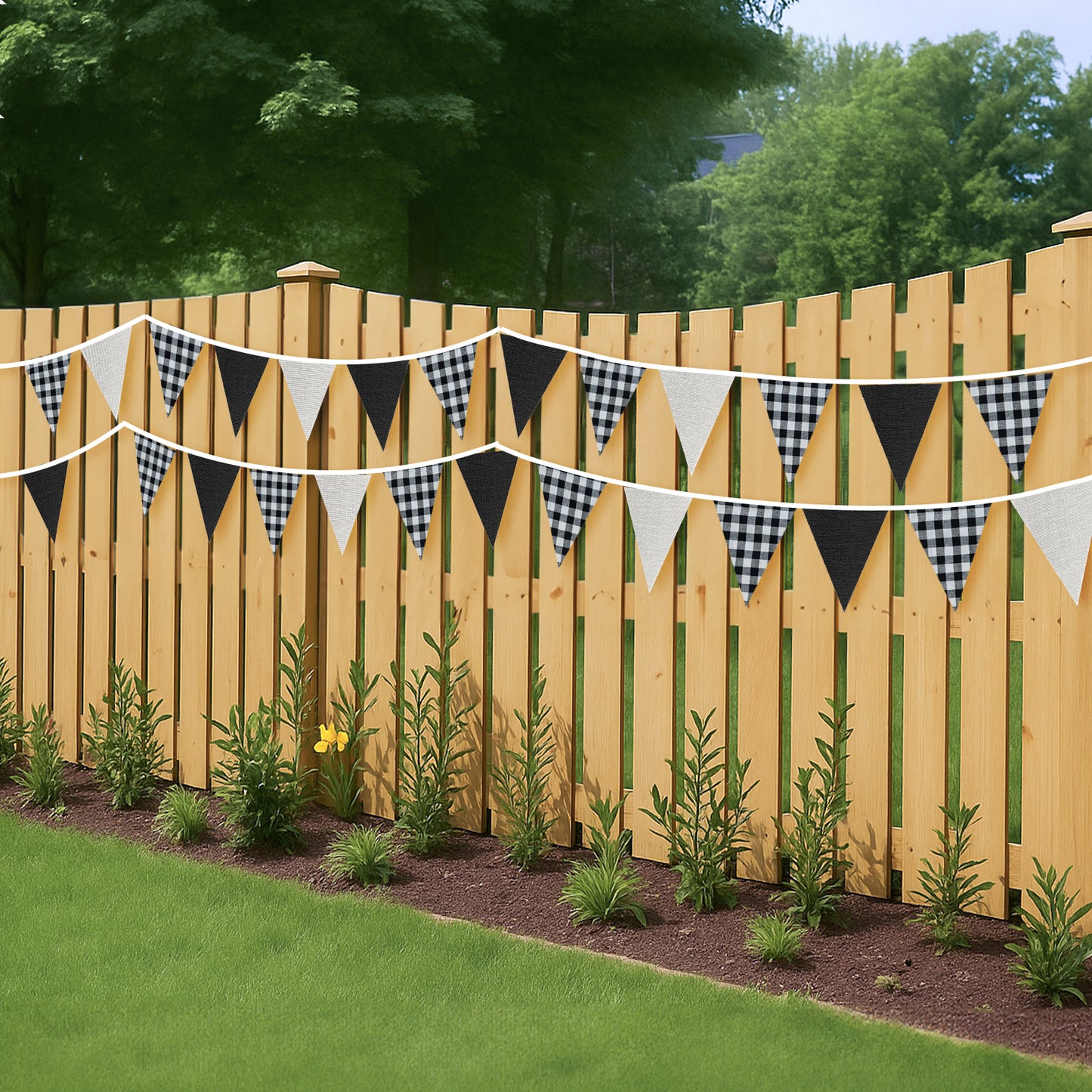 G2PLUS Black and White Checkered Banner, 32Ft Black Pennant Banner Garland, Party Decorations Triangular Bunting Garland for Xmas, Wedding, Game Day, Birthday, Graduation & Outdoor Celebrations