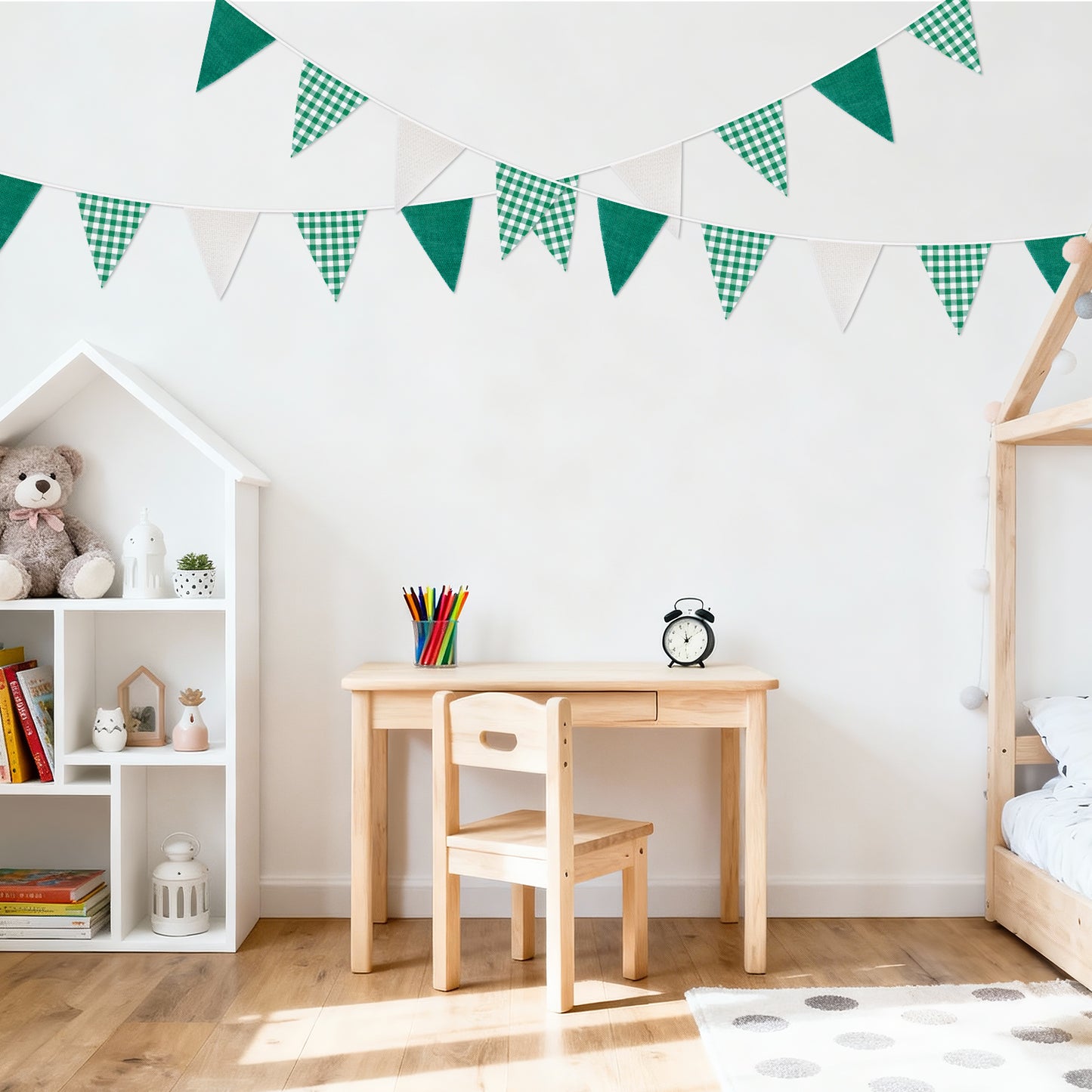 G2PLUS Green and White Checkered Banner, 32Ft Green Pennant Banner Garland, Party Decorations Triangular Bunting Garland for Xmas, Wedding Décor, Birthday Party, Picnic, BBQ, St. Patrick’s Day & Outdoor Celebrations