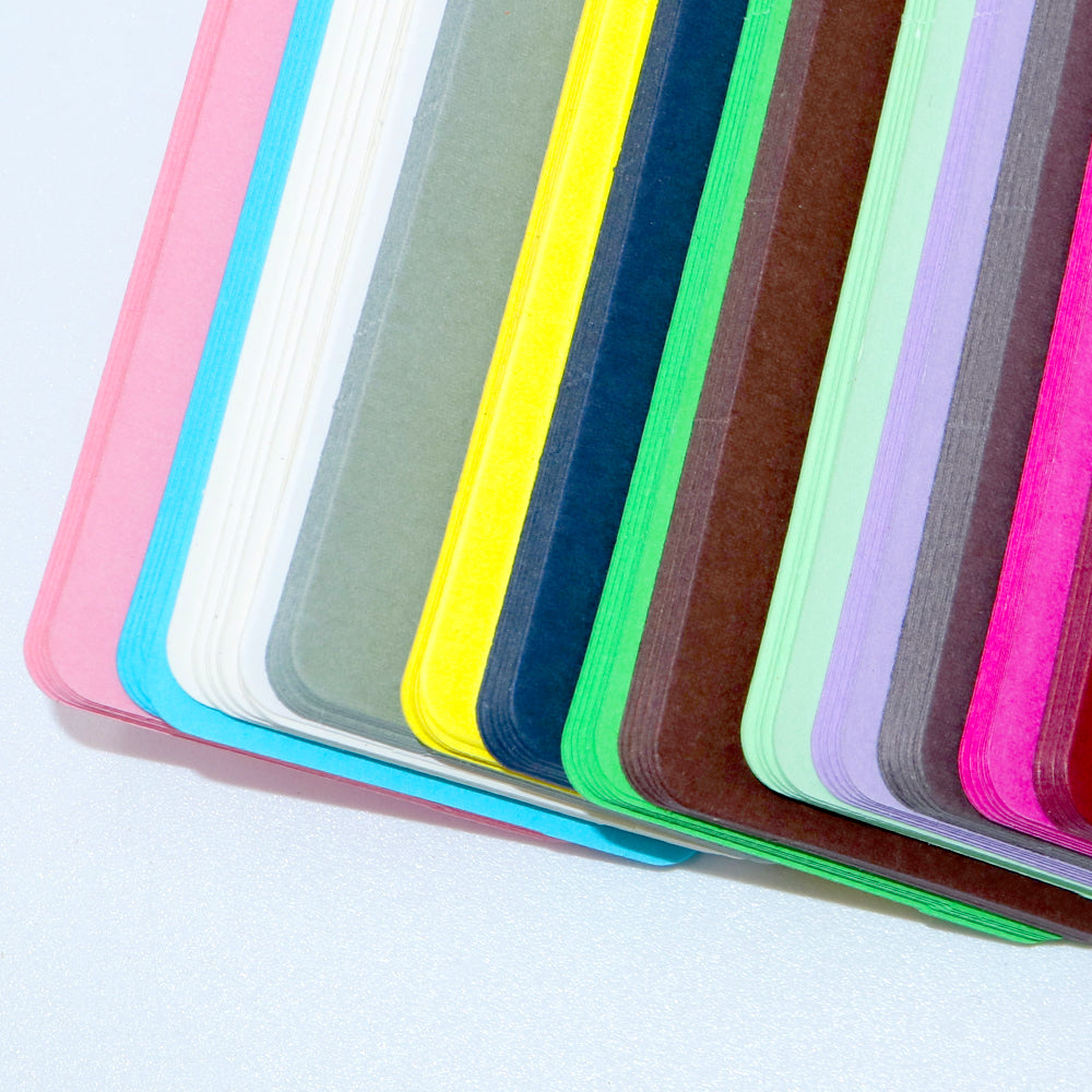 200PCS Colorful Gift Tags, 20 Colors 9 cm * 4.5CM Blank Paper Labels with 4PCS Strings for Wedding Birthday - G2plus